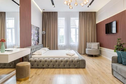 Lviv City Center Apartment | LEOGRAND Apartments on Leontovycha 17