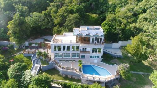 Barra de Guaratiba House | Leonardi's Sunset House