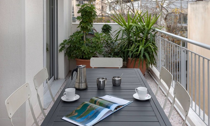 Psirri Apartment | Leonidas Loft in the Heart of Athens by GHH