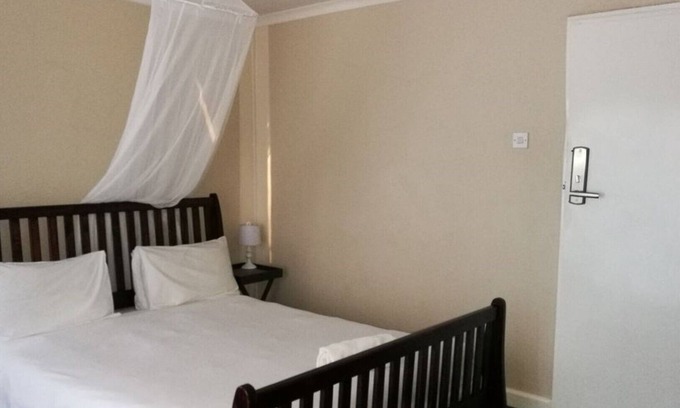 Livingstone House | LePatino Guest House