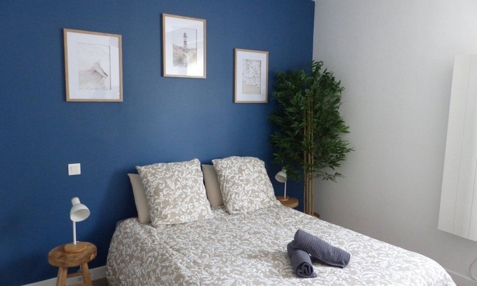 Saint-Brieuc Apartment | Lequyer, studio 2 min from the train station.