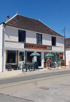 Gurgy Apartment | Les 3 Cailloux Bar Restaurant