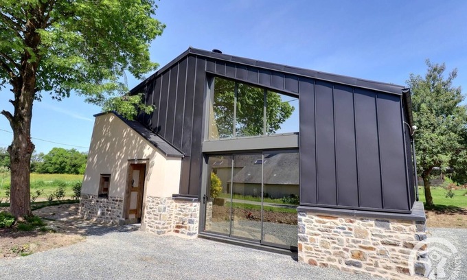 Melesse House | Les Capucines - MELESSE