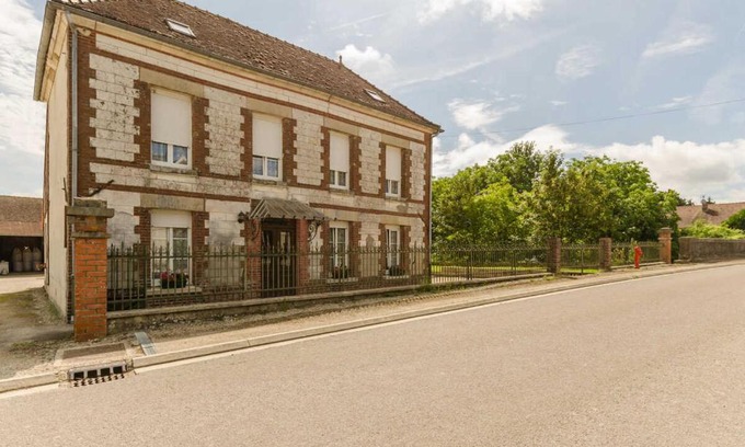 Chamoy House | Les cas rouge