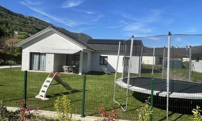 La Rochette House | LES Chaudannes - Valgelon LA Rochette