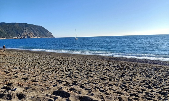 Casarza Ligure Apartment | Les Demoiselles d'Avignon