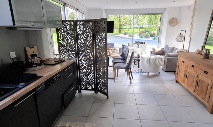 Le Val-Saint-Pere Hotel | Les Escales de Marion