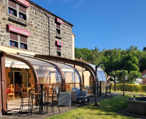 Orcines Hotel | Les Hirondelles