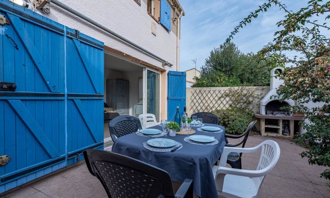 Le Barcares House | Les Jardins du Barcarès by Interhome