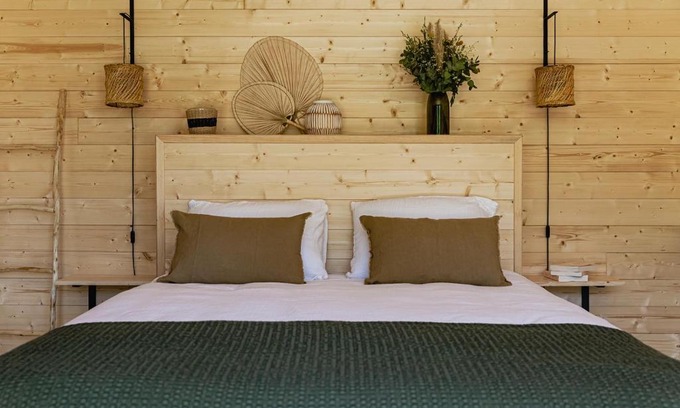 Aire-sur-la-Lys Cabin | Les Lodges de Malbrough