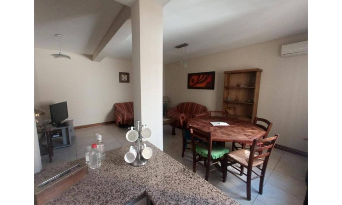 Mendoza Apartment | Les Petters Beltran