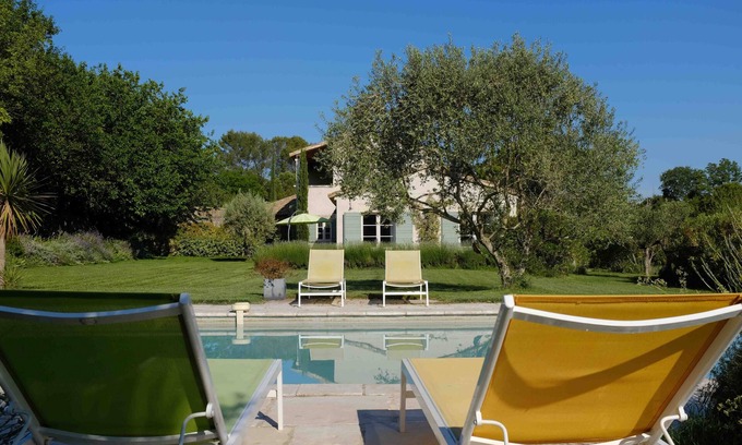 Uzes Villa | Less than 10 min. walk from the center of Uzes, luxurious villa with heated pool