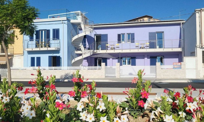 Marina Apartment | Levante Seafront - Ground Floor H&F