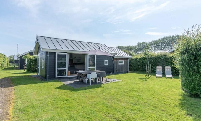 Westenschouwen House | Light, pretty skies and lots of space!