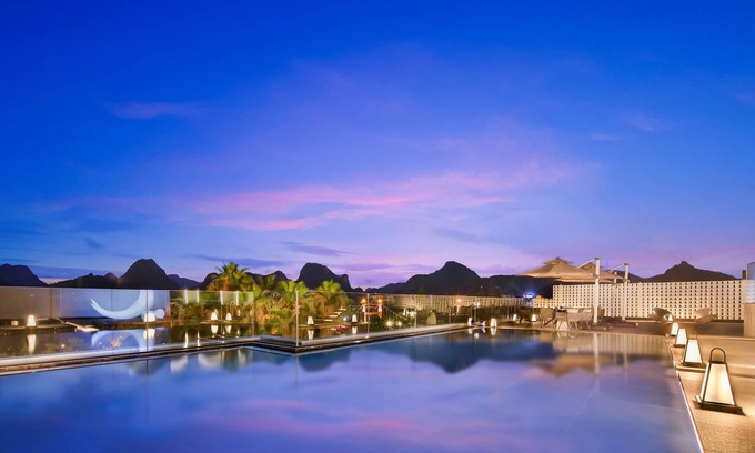 Xiufeng Hotel | Lijiang Moon Hotel - Guilin