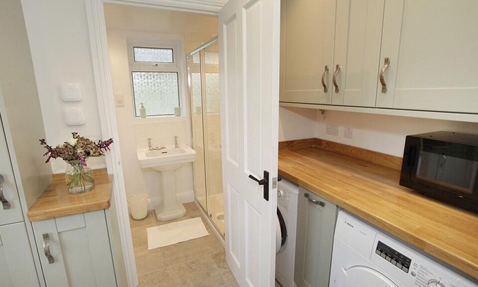 Port-Eynon House | Lilac House, Sleeping 5