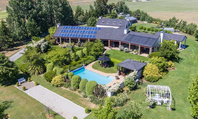 Luggate Hotel | Lime Tree Lodge