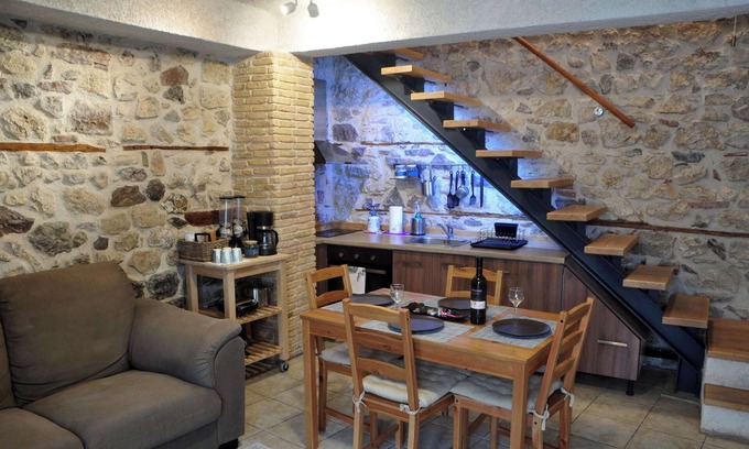 Limni Apartment | Limni Stone Apartments – Seaside Horizon