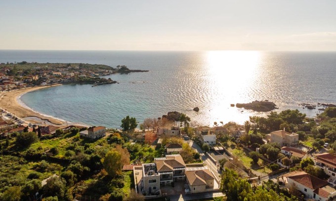 Stoupa House | Linari Villas