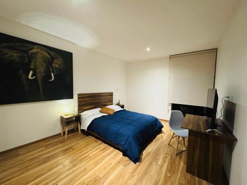 Queretaro House | Linda habitación con baño privado