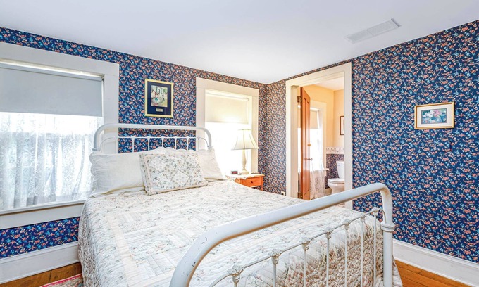 Galena Hotel | Linen&Stone Inn Unit 1, Charming, Historic, 1.5 Blocks to Main St.