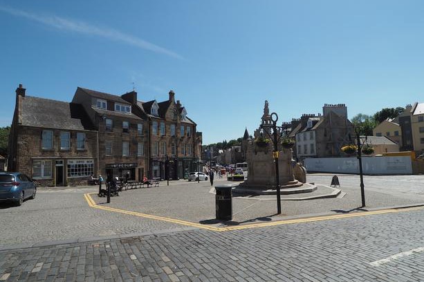 Linlithgow Apartment | Linlithgow Loch Apartment