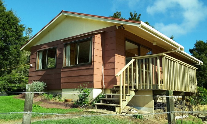 Horeke Cottage | Linric Fold - 2 Cottage Br