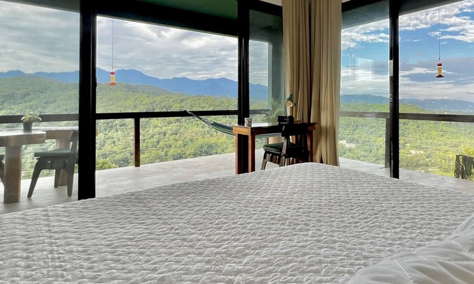 Drapers Cottage | Lionfish Cottage , Peaceful Retreat with Pool, Ocean & Mountain Views