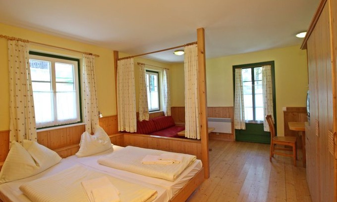 Litschau Apartment | Litschau Apartment, Sleeps 3 with Pool and WiFi