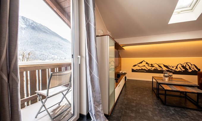 Farchant Apartment | Little apartment with a huge view