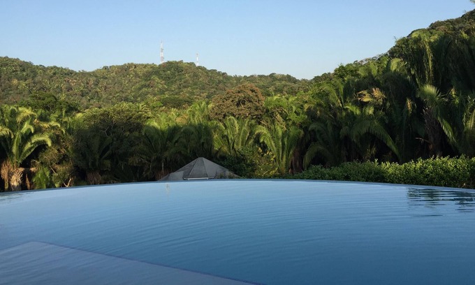 Palmetto Bay Bed & Breakfast | Little Farm by the Sea - Roatan Island