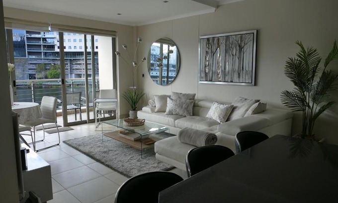Eikenbosch Apartment | Little Venice Self Catering