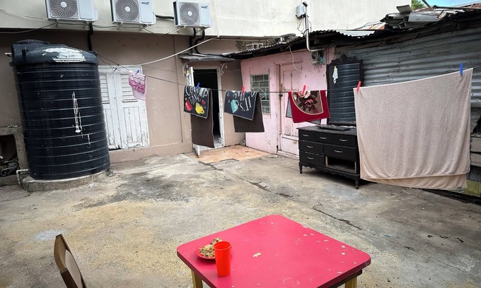 Spanish Town Zone House | Little Villa