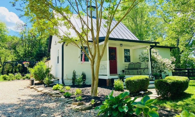 Middleburg Cottage | Littlefield Cottage