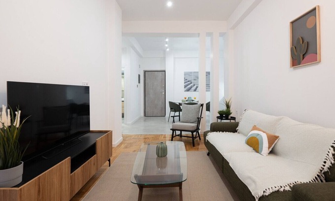 Pangrati Apartment | LIV - Comfortable & Stylish Escape in Pagrati