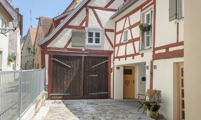 Altstadt House | Living in a historical ambience in the center of Weißenburg for 4+2 persons
