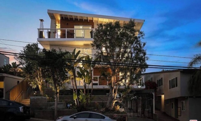 Venice Bed & Breakfast | Living the Dream By the Beach-minutes away