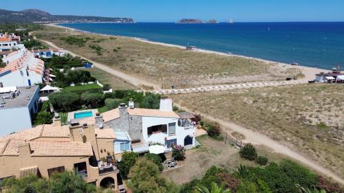 Mas Pinell Apartment | Llevant - Mas Pinell