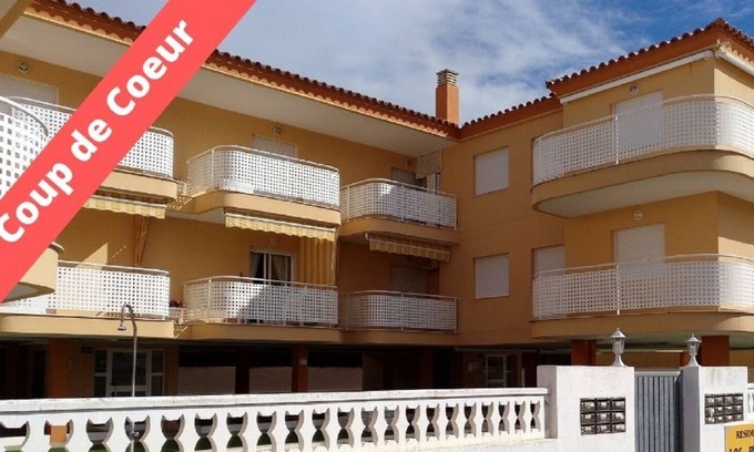 Peniscola Apartment | "LOCAJALBA-RESIDENTIAL LOS PINOS I" close air-conditioned beach, wifi, satellite