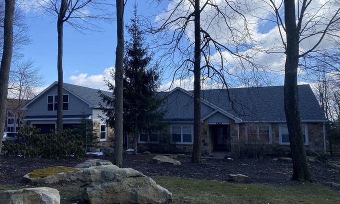 Jefferson Township House | Locate on Hidden Valley Resort close to the ski slopes and Highland Golf Courses