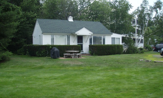 Meredith House | Located In The Heart Of Meredith Bay