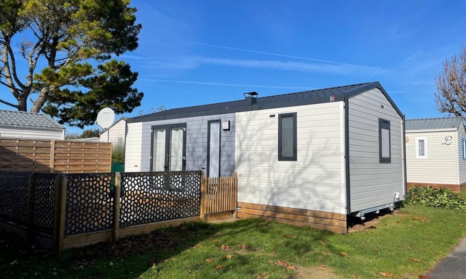 Le Pouldu House | Location Mobilhome 4 Places Camping 5, mer à Pied Tout Près