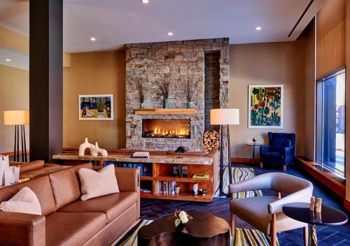 Waterville Hotel | Lockwood Hotel