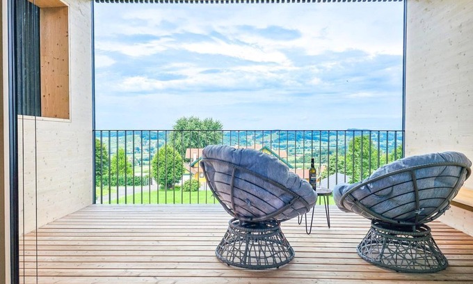 Merkendorf Apartment | Lodge 2 - Rund - Stock & Stein Lodges