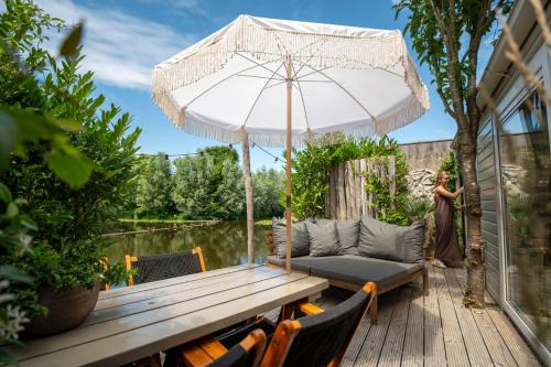 Sassenheim Bed & Breakfast | LODGE & LOFT