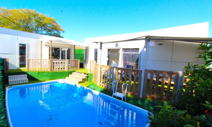 Sado House | Lodges with private pool 2