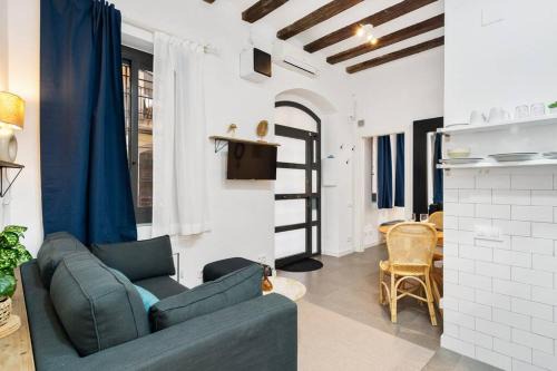 Barceloneta Apartment | Lodging Apartments Almirall Beach B2
