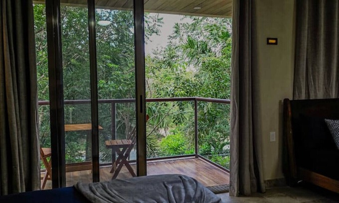 Soliman Bay Apartment | Loft By Santuario Apts
