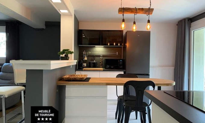 Neris-les-Bains House | Loft de Charme & Spa