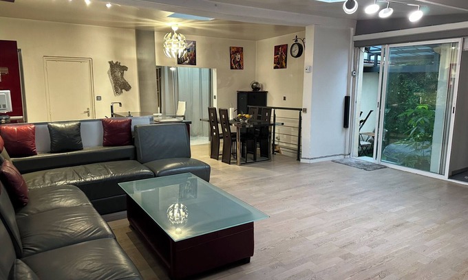 Livry-Gargan House | Loft house, jacuzzi. near, Paris, Disneyland, Paris